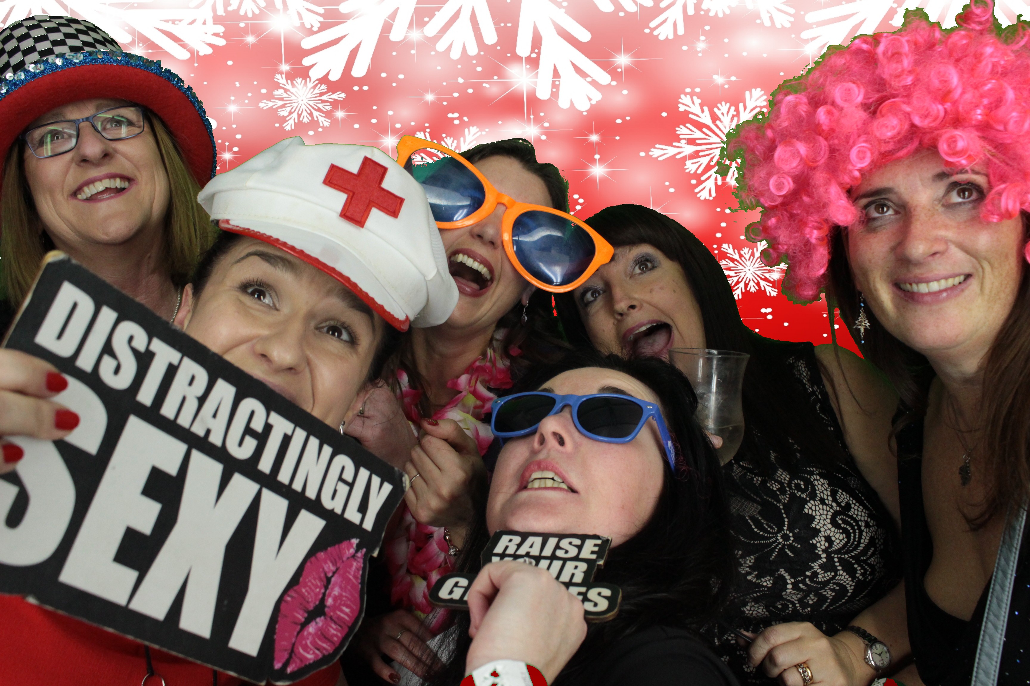 One Line Christmas Party | View more photos from the event at gallery.myphotoboothexperience.co.uk/u/MyPhotoBoothExperienceLtd/One-Line-Christmas-Party